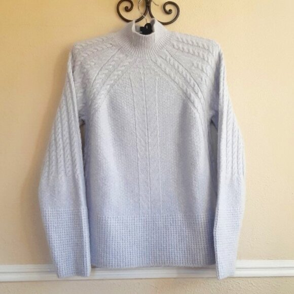 NEW 89th & Madison Lilac Cable Knit Mock Neck Sweater Small - Picture 3 of 8